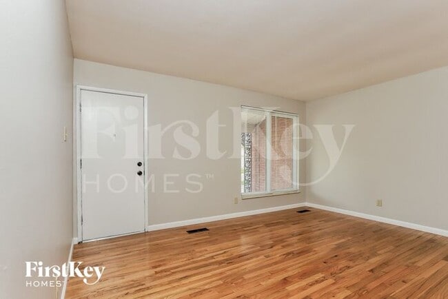 Building Photo - 2648 Victron Dr
