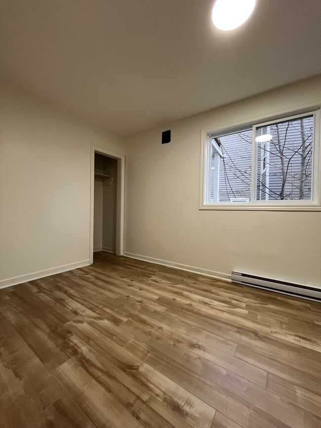 Building Photo - 7 Bennett Ave