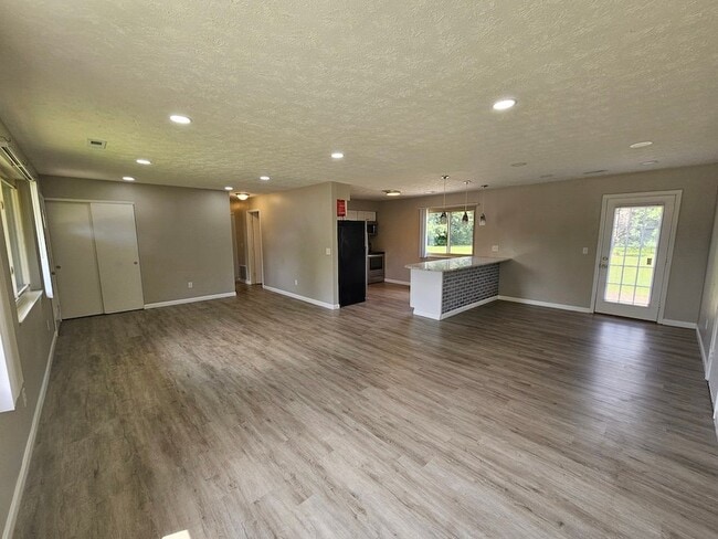 Building Photo - 7779 Cedar Wood Cir