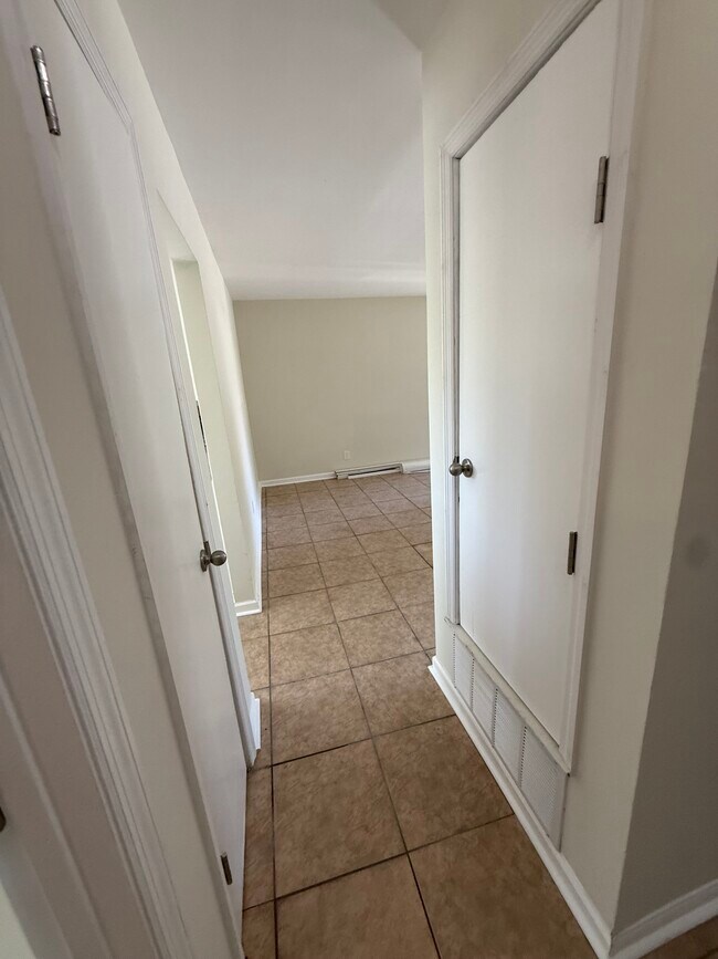 Foto del edificio - 11 Oak Forest Ln