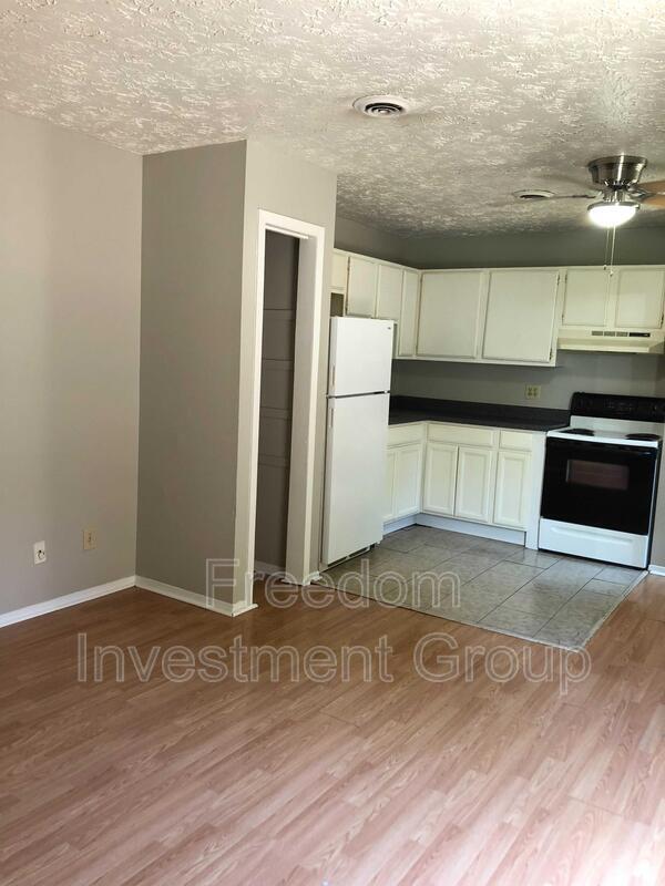 Building Photo - 5237 Pocahontas Dr