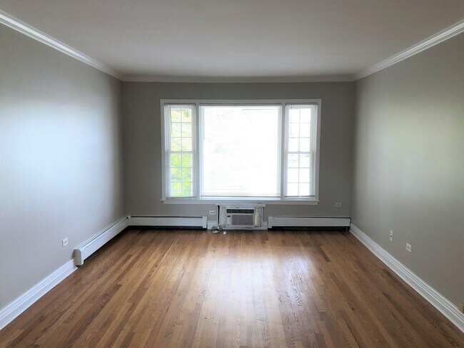 Foto del edificio - 3400 Maple Ave