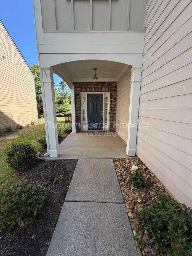 Foto del edificio - 5555 Falls Landing Dr