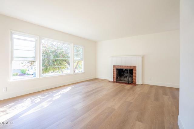 Foto del edificio - 2943 Los Olivos Ln