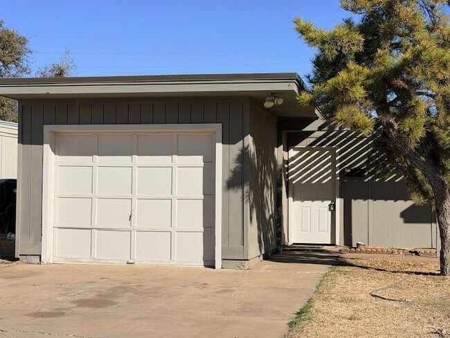 Building Photo - 3714 53rd St