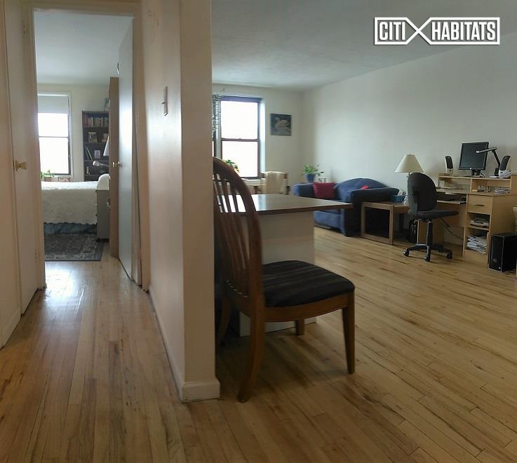 Foto del edificio - 2534 Crescent St