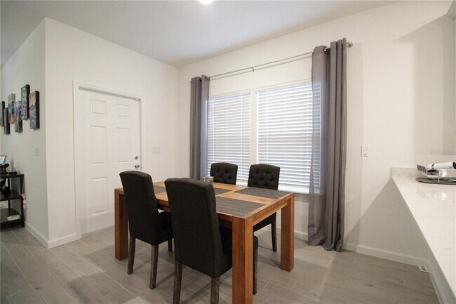 Foto del edificio - 729 NW 126th Terrace