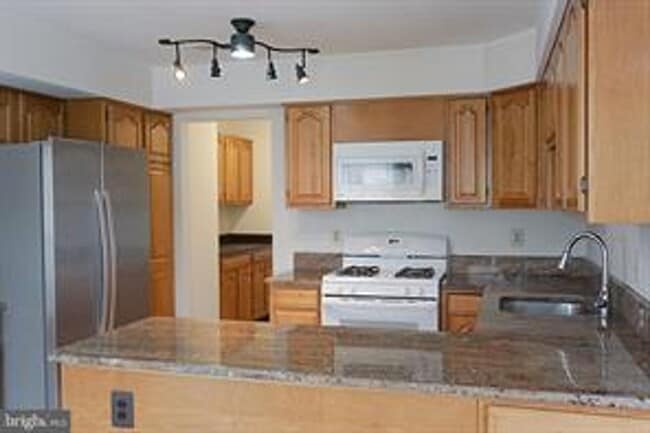 Building Photo - 12103 Gatewater Dr