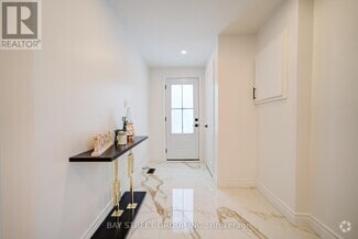 Building Photo - 391 Lake Dr S