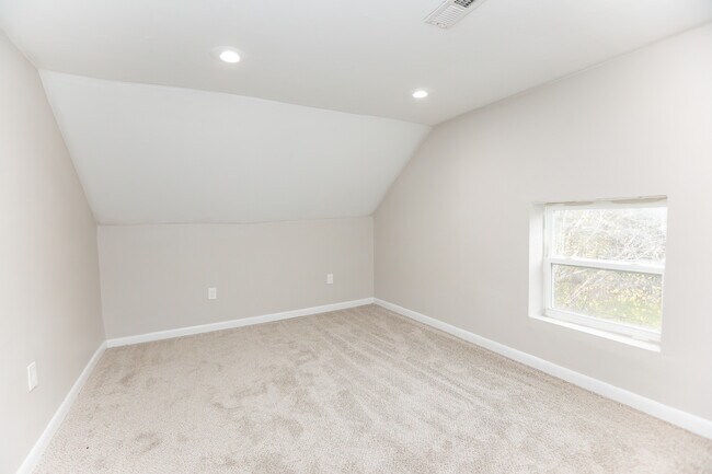 Building Photo - 3611 Granby St