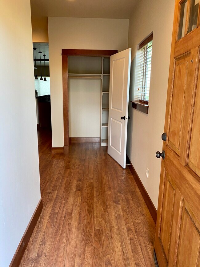 812 Rosa Way Unit B, Bozeman, MT 59718 Condo for Rent in Bozeman, MT