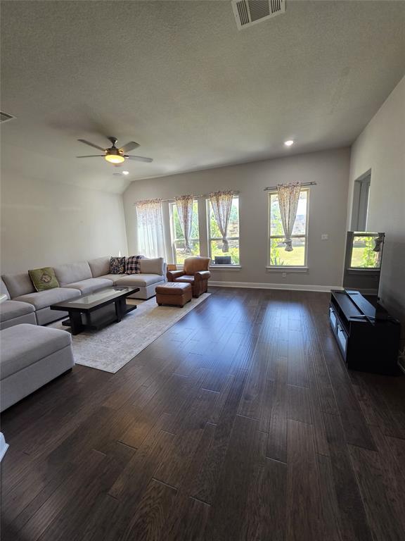 Building Photo - 2637 Enza Dr