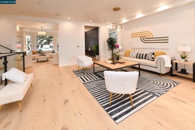 Foto del edificio - 3169 Washington St