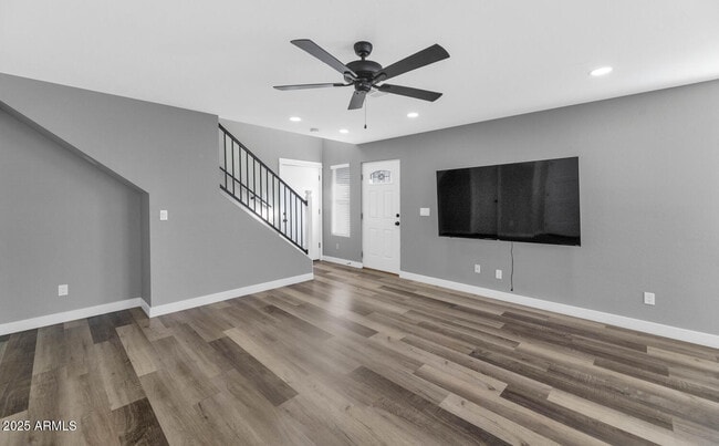 Foto del edificio - 2509 E Broadway Rd