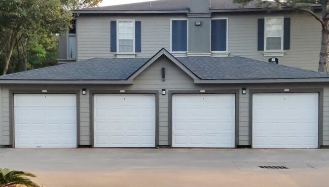Building Photo - 23423 Kellington Dr