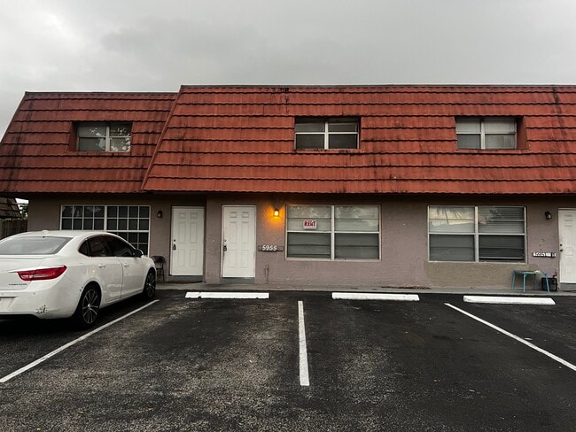 Building Photo - 5955 NW 20th St