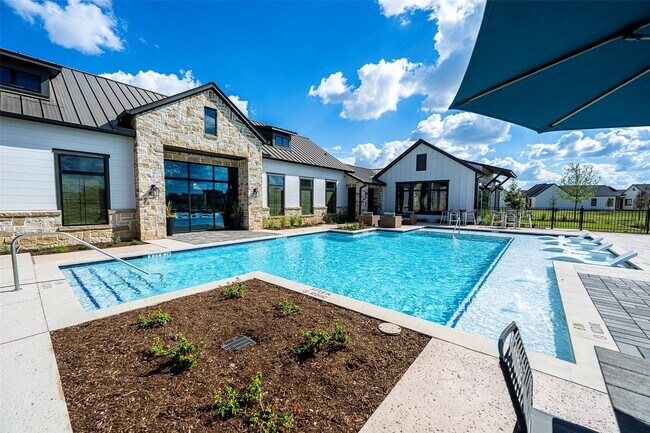 Foto del edificio - 14915 Sparrows Nest Ln