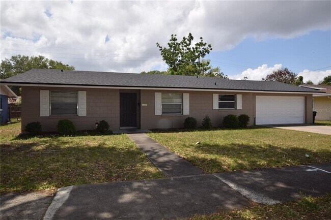 Foto del edificio - 2762 Clear Cove Ln