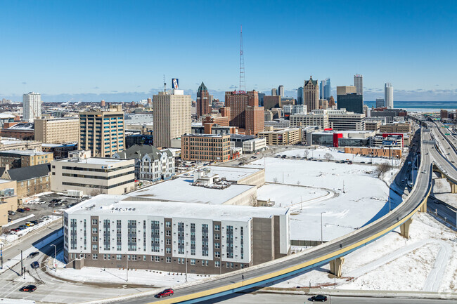 Building Photo - Michigan Street Commons