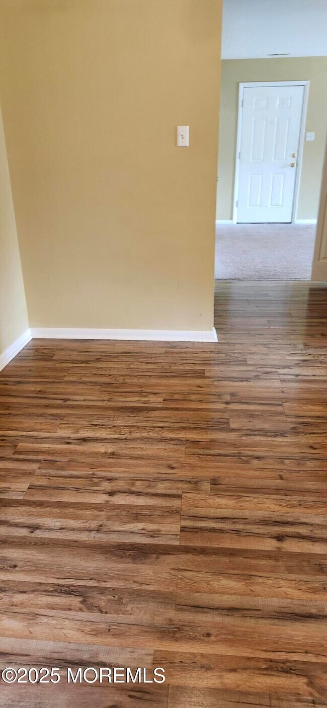 Foto del edificio - 19 Scotch Pine Dr