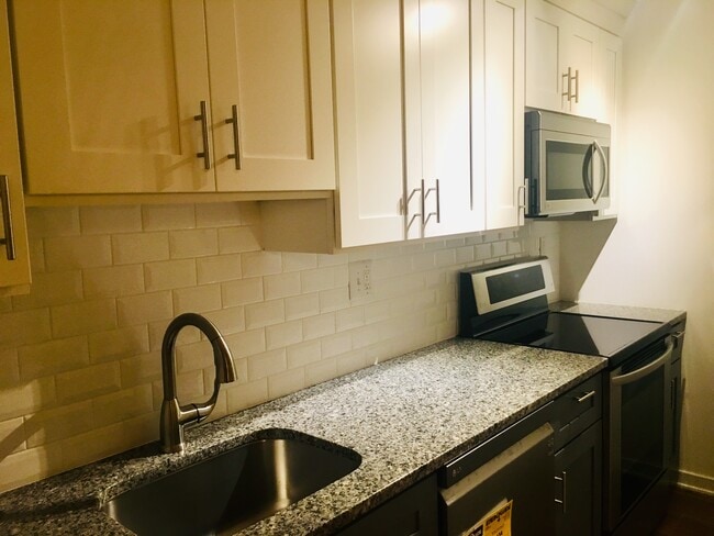 Photo - 224 W Rittenhouse Sq