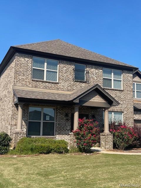 Foto principal - 8855 Broderick St
