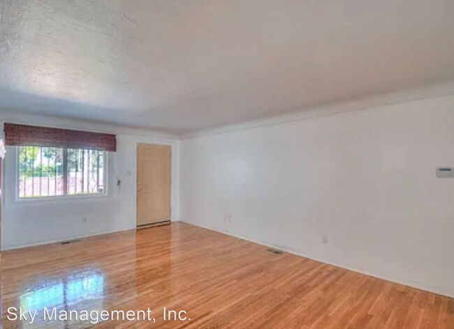 Building Photo - 3 br, 2 bath House - 1400 Buena Vista Dr SE