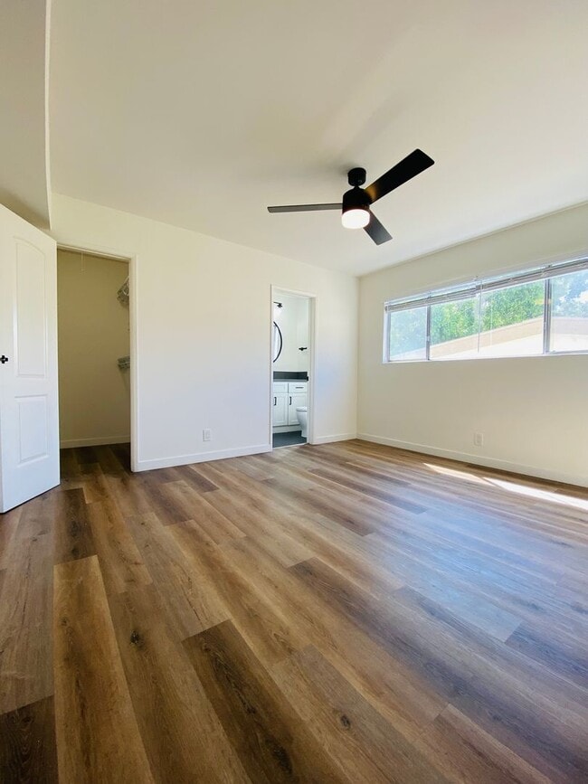 Interior Photo - 212 S Arnaz Dr