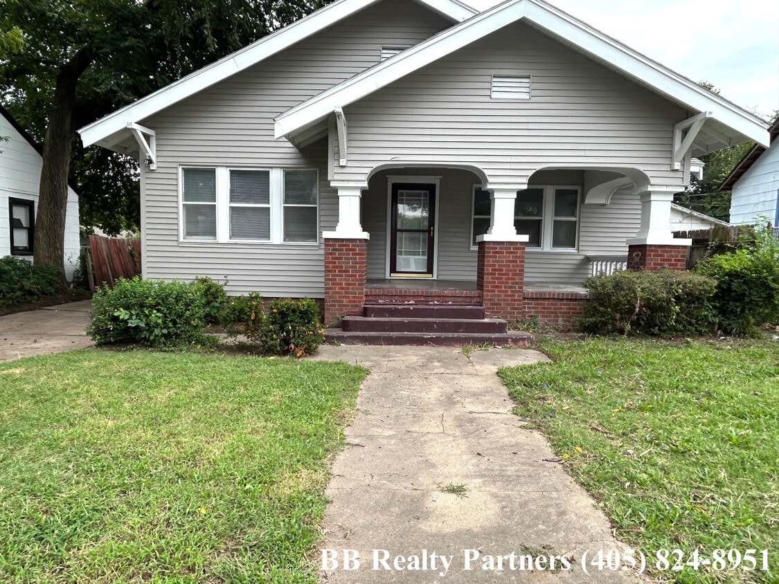 Foto principal - 2812 E Admiral Blvd