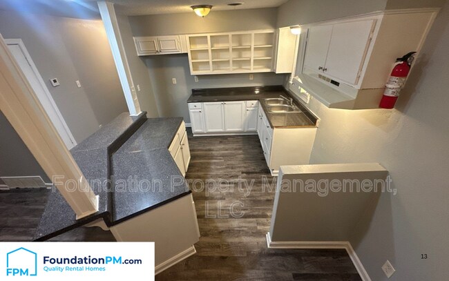 Building Photo - 5358 Abbeycrest Dr