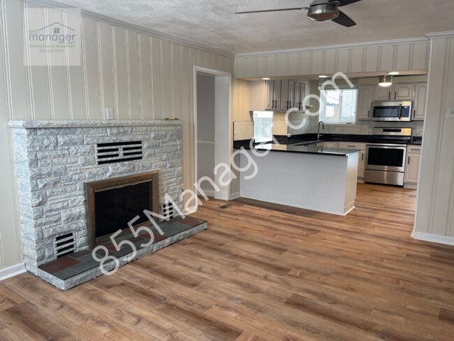 Building Photo - HOLIDAY Special $200 off. Exceptional Rental Opportunity: Explore Comfort and Convenience in Wate...