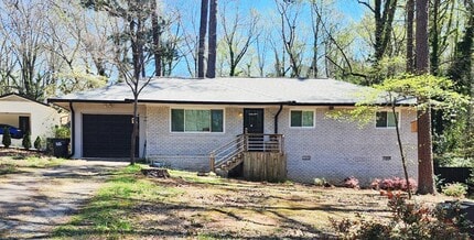 Building Photo - 3158 Cloverhurst Dr