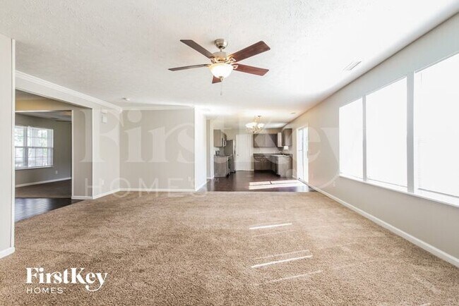 Building Photo - 1698 Salina Dr