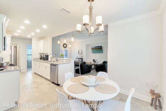 Foto del edificio - 4 br, 2 bath House - 2599 E Farewell Path