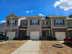 Building Photo - 649 Oakside Pl