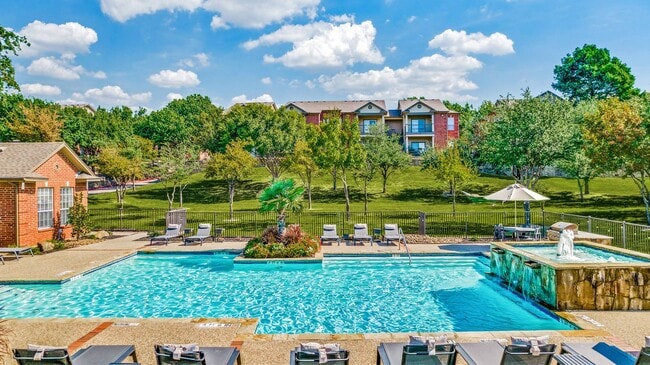 Building Photo - Mission Rockwall