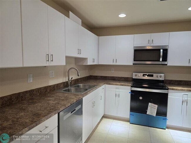 Foto del edificio - 2324 NW 14th St