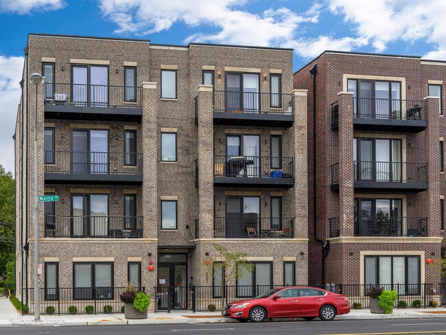 Building Photo - 6031 W North Ave