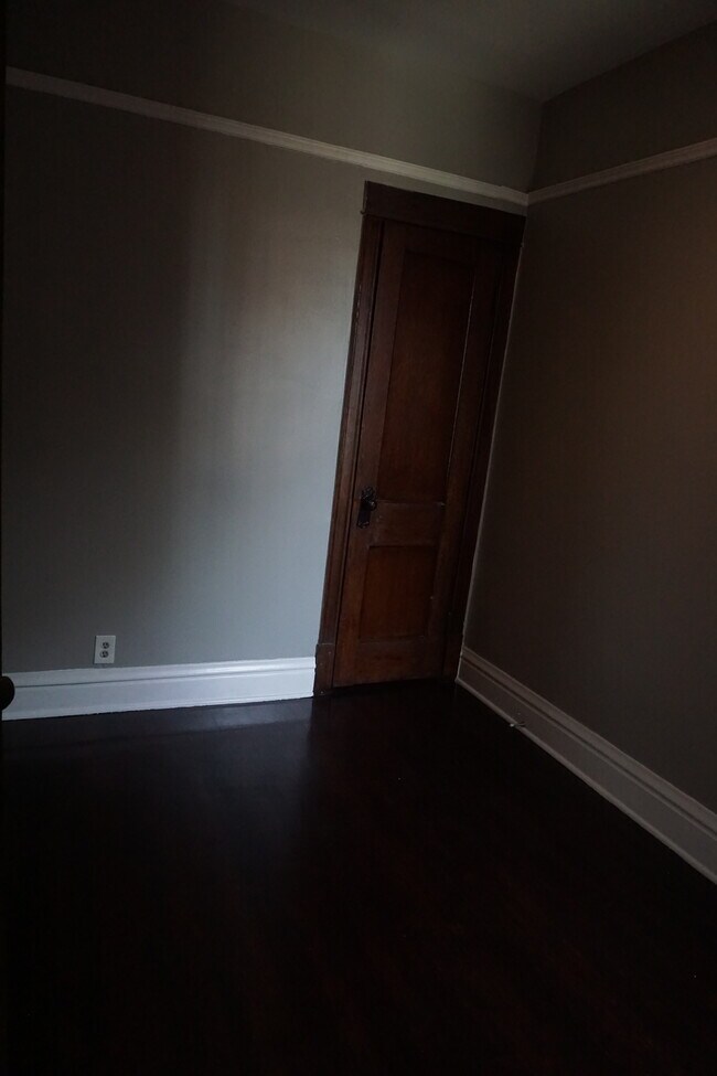 Foto del edificio - 6830 S Champlain Ave