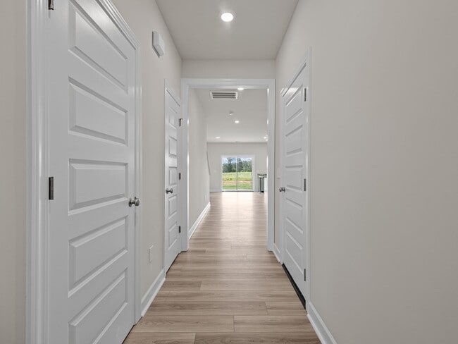 Building Photo - Modern Comfort Meets Southern Charm – New ...