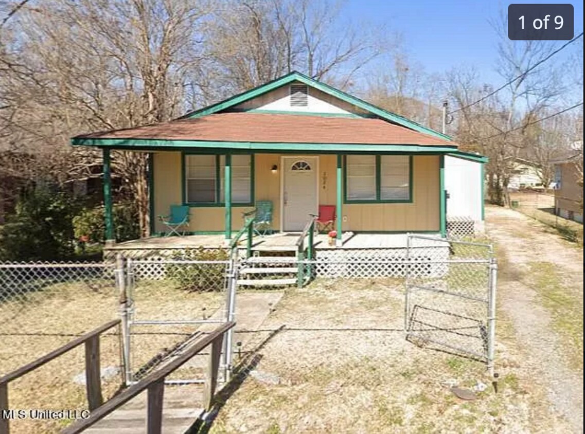 Foto principal - $99 Limited Time Move in Special! HUD Frie...