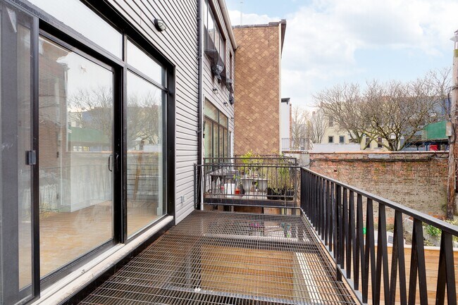 Building Photo - 1312 Bushwick Ave