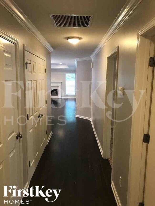 Foto del edificio - 4248 Fieldstone Way