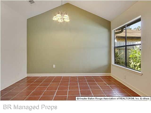 Foto del edificio - 2 br, 2 bath House - 8029 Summa Ave. #A
