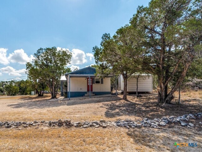 Foto del edificio - 1351 Spitz Kegel View Dr