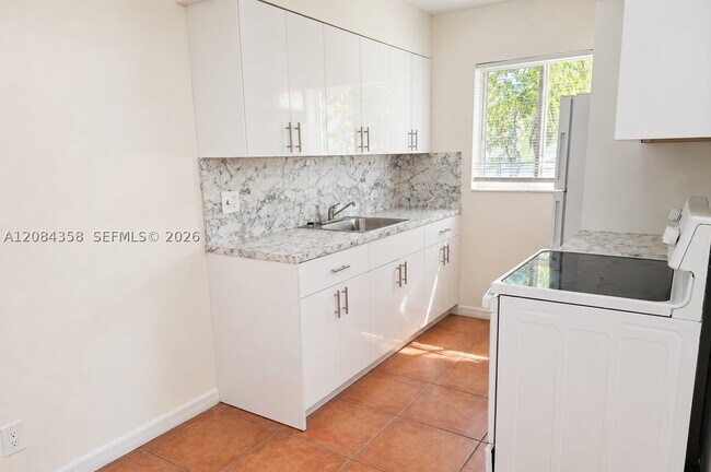 Foto del edificio - 304 SE 9th St
