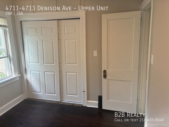 Foto del edificio - 4711-4713 Denison Ave-Upper Unit