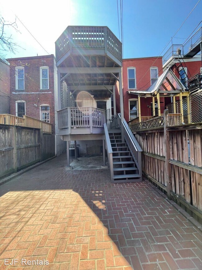 Building Photo - 4 br, 3.5 bath House - 1321 Irving Street NW
