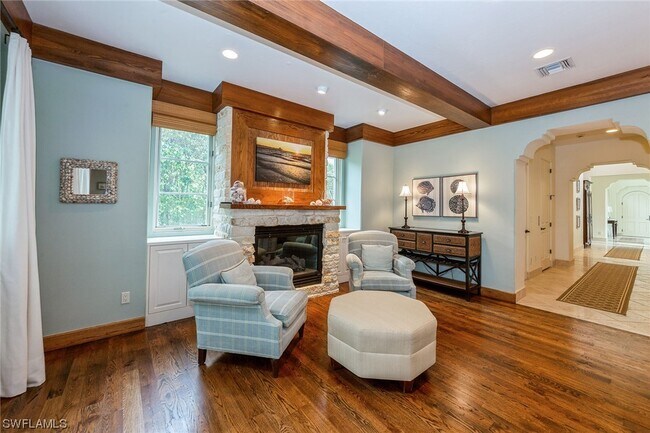 Foto del edificio - 266 Little Harbour Ln