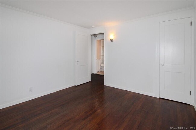 Foto del edificio - 64 E Burnham St